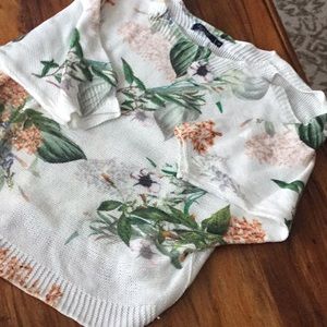 Leonardo Tropical top